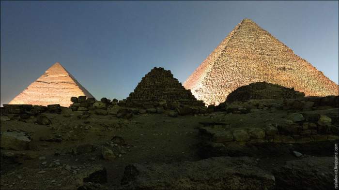 Pirâmide de Giza no Egito do alto