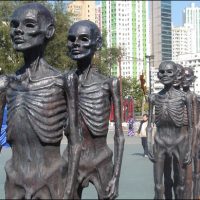 Esqueletos de monumento