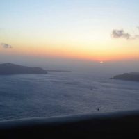 foto do por do sol em Santorini